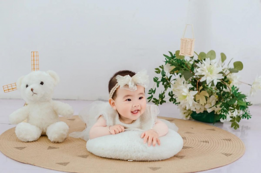 仁寿宝宝三个月抬头不稳